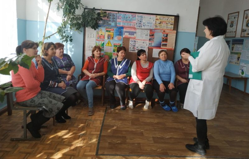 Проведени лекції про користь вакцинації