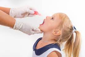 Коли щеплювати дитину від поліомієліту?